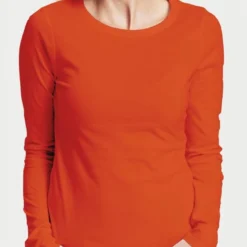 Neutral Longsleeve Aus Fairtrade Bio-Baumwolle - Orange 9 Neutral Longsleeve Aus Fairtrade Bio-Baumwolle - Orange -Grundstoff Verkäufe 81050 Orange Neutral Zertifiziertes Rundhals Shirt langaermelig Frauenmodel nachhaltig oeko fair 1280x1280
