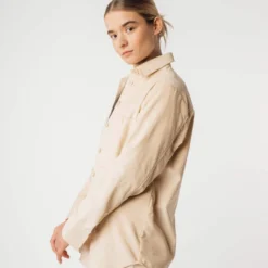 Mela Fairtrade Cord Overshirt Jiya Aus Bio-Baumwolle - Mandel -Grundstoff Verkäufe Fairtrade Hemd Jacke vegan jiya alm 1280x1280