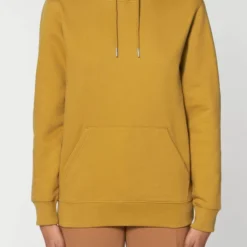 Unisex Hoodie Aus Bio-Baumwolle - Ochre -Grundstoff Verkäufe STSU822 048 ochre Sweater klassische Passform Kordelzug Damen Model weicher Stoff biologisch 1280x1280