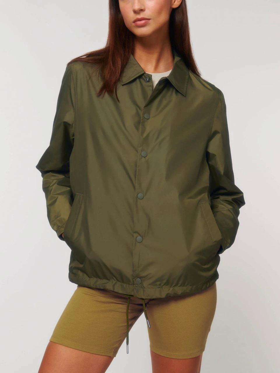 Unisex Coach Jacket Aus Recyceltem Polyester - British Khaki 11 Unisex Coach Jacket Aus Recyceltem Polyester - British Khaki – Bild 9