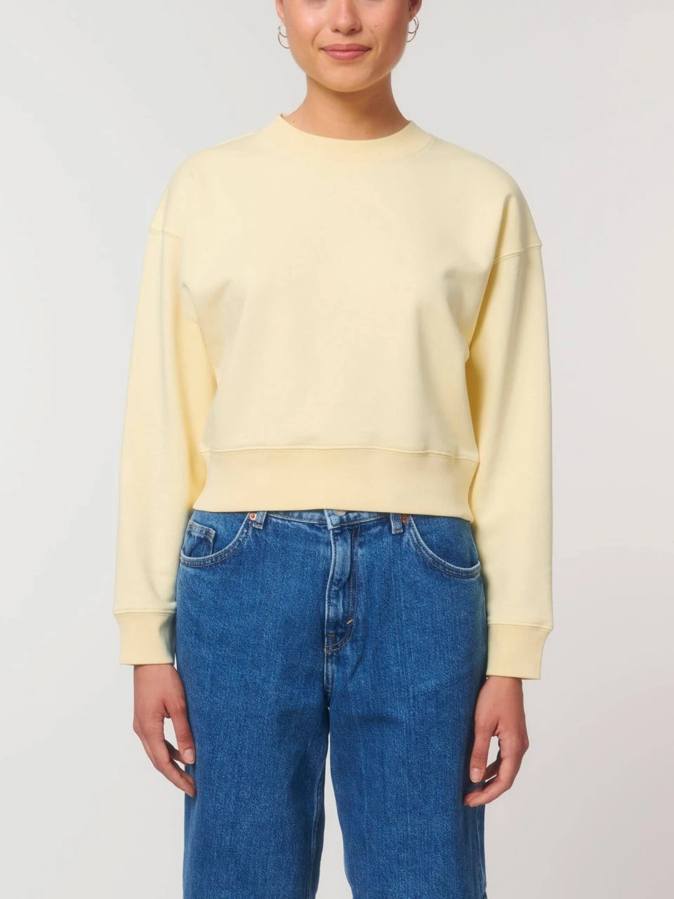 Cropped Sweatshirt Aus Bio-Baumwolle - Butter 5 Cropped Sweatshirt Aus Bio-Baumwolle - Butter – Bild 3