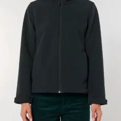 Damen Softshell-Jacke Mit Kapuze - Black 16 Damen Softshell-Jacke Mit Kapuze - Black -Grundstoff Verkäufe nachhaltige damen jacke schwarz recycelt STJW159 002 1280x1280