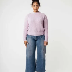 Mela Fairtrade Rippstrick-Pullover Manika Aus Bio-Baumwolle - Lilac -Grundstoff Verkäufe oekofairer Rippstrick Pulli vegan 152 305 lila 1280x1280