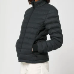 Steppjacke Aus Recyceltem Polyester - Dark Heather Grey 15 Steppjacke Aus Recyceltem Polyester - Dark Heather Grey -Grundstoff Verkäufe vegane Steppjacke mit Stehkragen W897 651 1280x1280