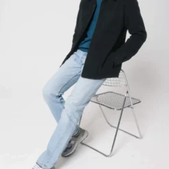 Unisex Twill Overshirt Aus Recyceltem Polyester - Black 21 Unisex Twill Overshirt Aus Recyceltem Polyester - Black -Grundstoff Verkäufe veganes Overshirt Recycelmaterial U845 002 1280x1280